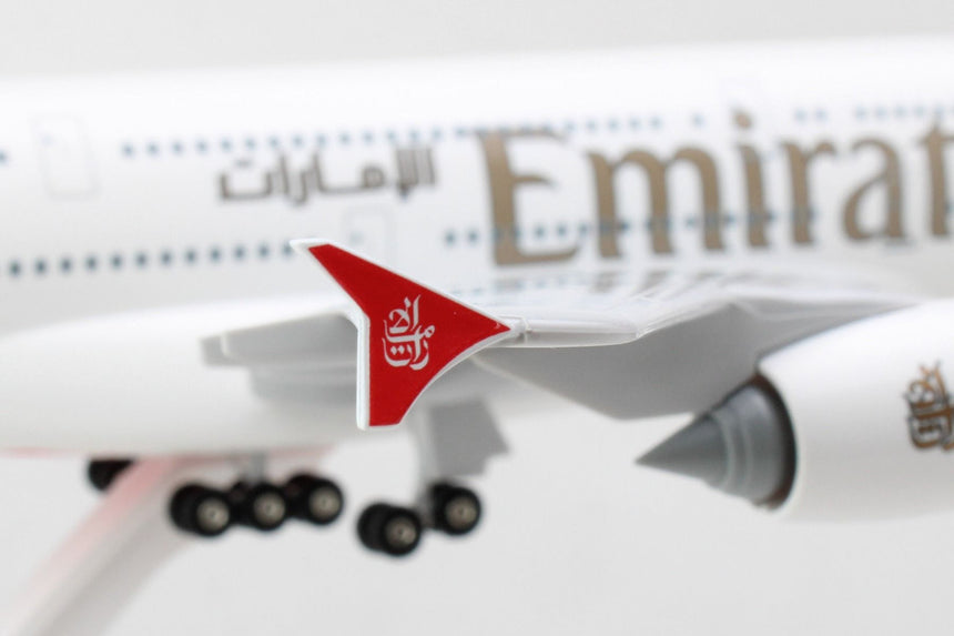 Skymarks Emirates Airbus A380-800 with Gear 1/200 Scale