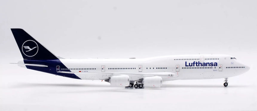 SQ Wings Lufthansa Boeing B747-8 D-ABYA 1/200 Aircraft Scale Model