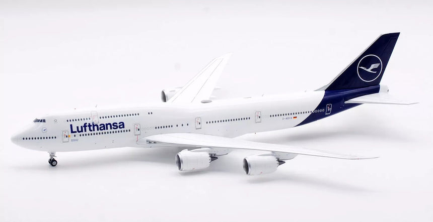 SQ Wings Lufthansa Boeing B747-8 D-ABYA 1/200 Aircraft Scale Model