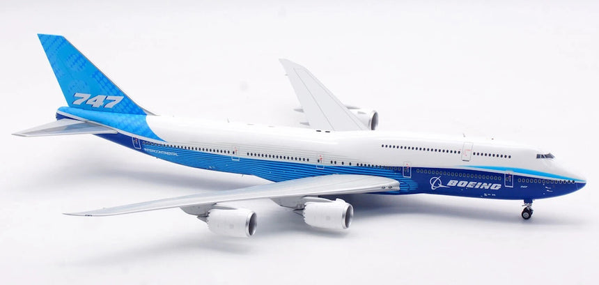 SQ Wings Boeing “House Dreamliner” Boeing B747-8 1/200 Aircraft Scale Model