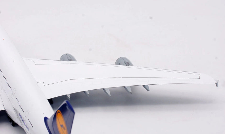 SQ Wings Lufthansa Airbus A380 D-AIMH 1/200 Scale