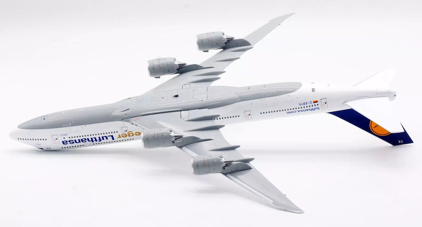 SQ Wings Lufthansa Boeing B747-8 "Siegerflieger" D-ABYK 1/200 Aircraft Scale Model