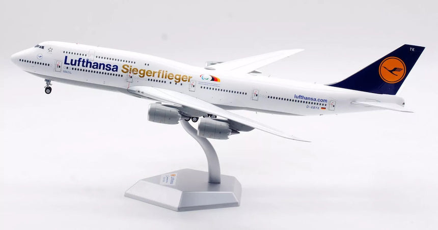 SQ Wings Lufthansa Boeing B747-8 "Siegerflieger" D-ABYK 1/200 Aircraft Scale Model
